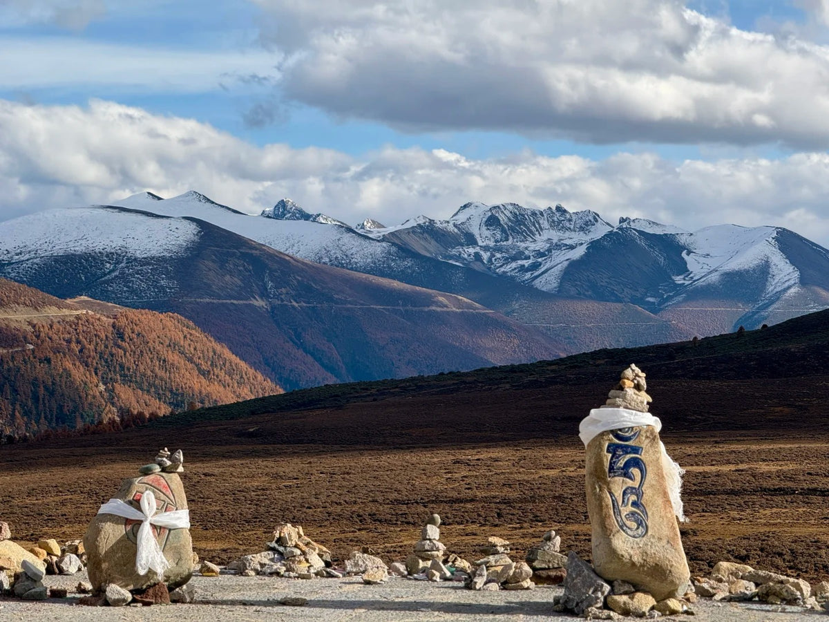 5 Days Yubeng Village Trekking Tour: Meili Snow Mountain Adventure from Lijiang
