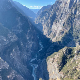 10 Days Kunming Dali Lijiang Shangri-La Feilai Temple Tour