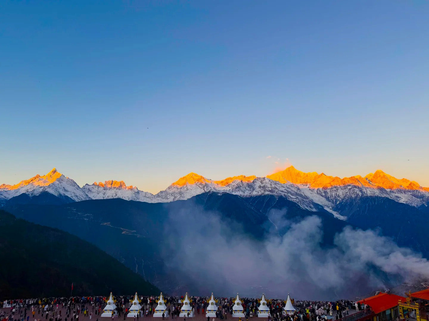 10 Days Kunming Dali Lijiang Shangri-La Feilai Temple Tour