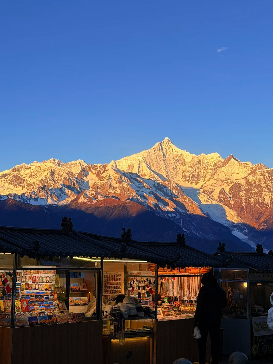 10 Days Kunming Dali Lijiang Shangri-La Feilai Temple Tour