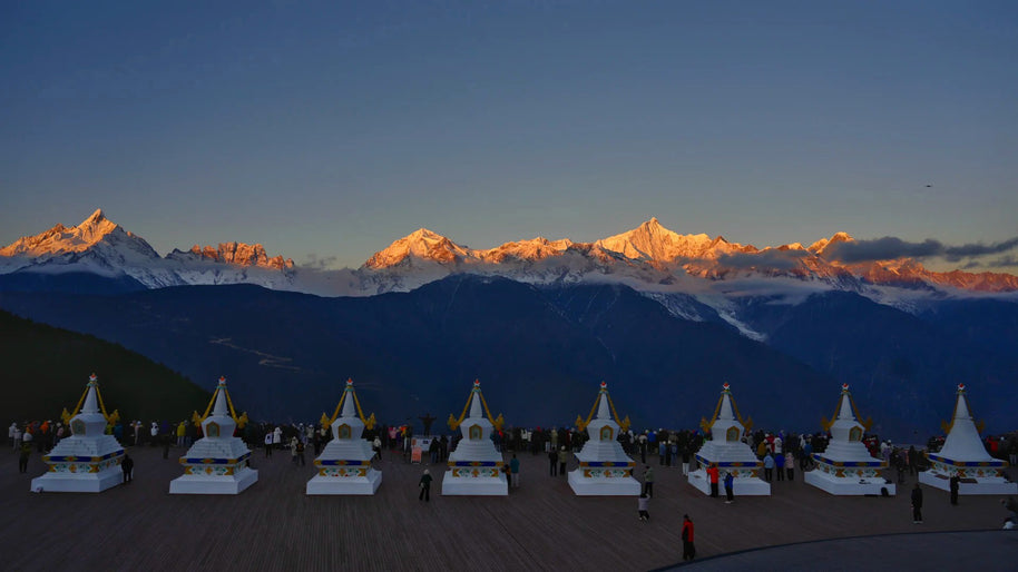 5 Days Yubeng Village Trekking Tour: Meili Snow Mountain Adventure from Lijiang