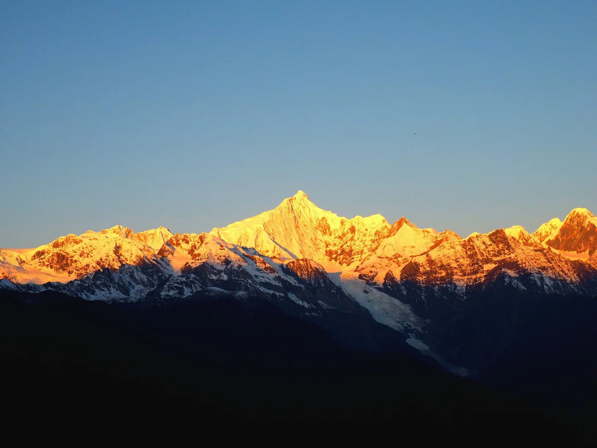5 Days Yubeng Village Trekking Tour: Meili Snow Mountain Adventure from Lijiang