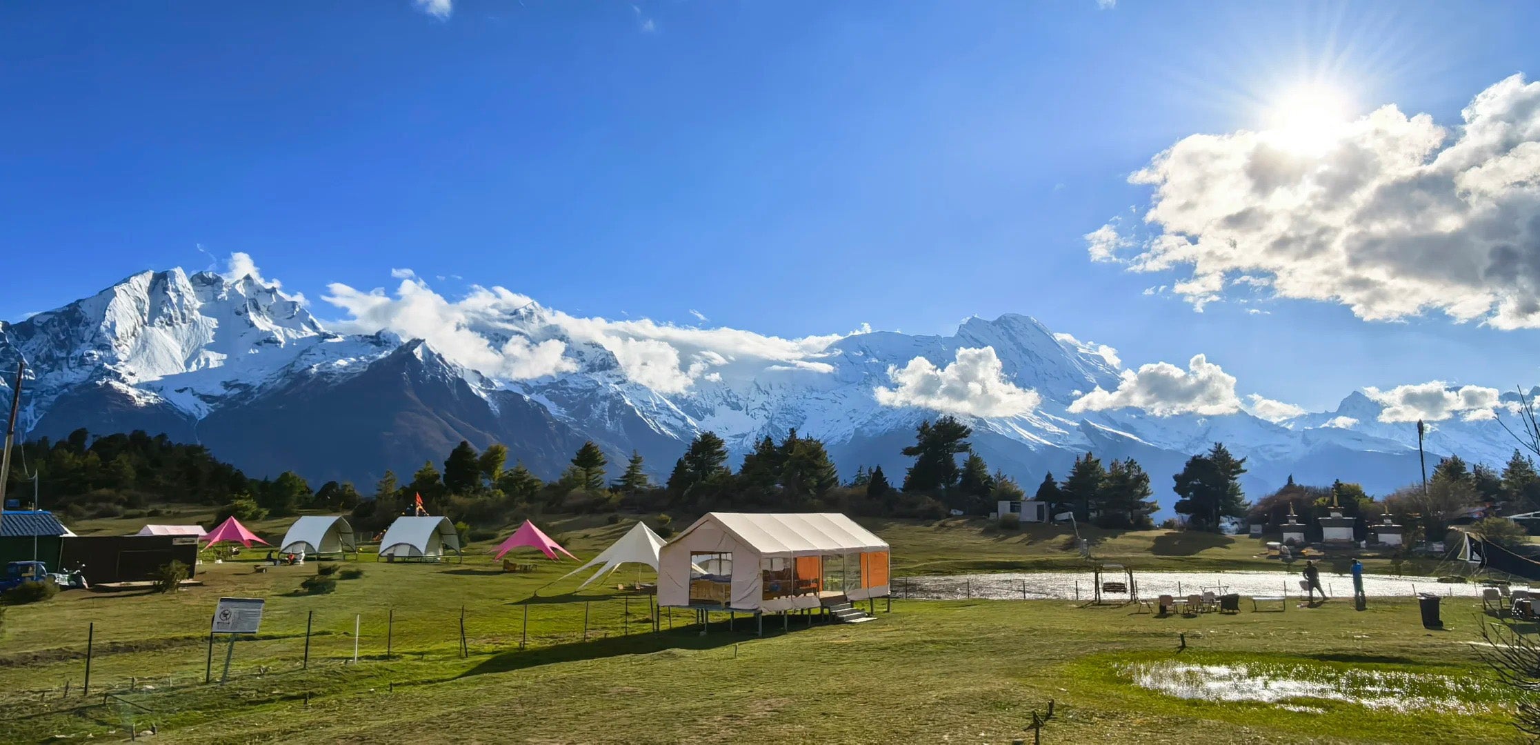 Recorrido de 7 días por tierra desde Lhasa y Katmandú, pasando por el campamento base del Everest