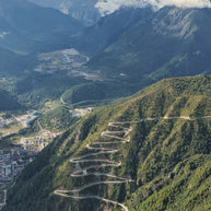 Recorrido de 7 días por tierra desde Lhasa y Katmandú, pasando por el campamento base del Everest