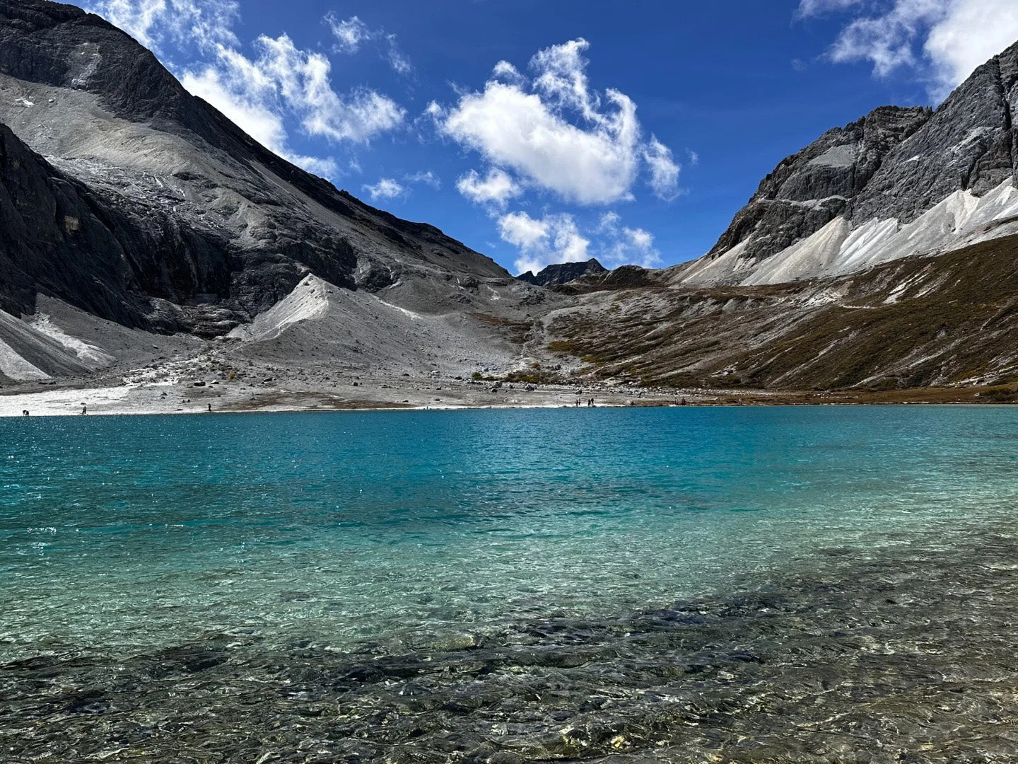 Tour de 6 días por Lijiang Shangri-La Daocheng y el lago Lugu