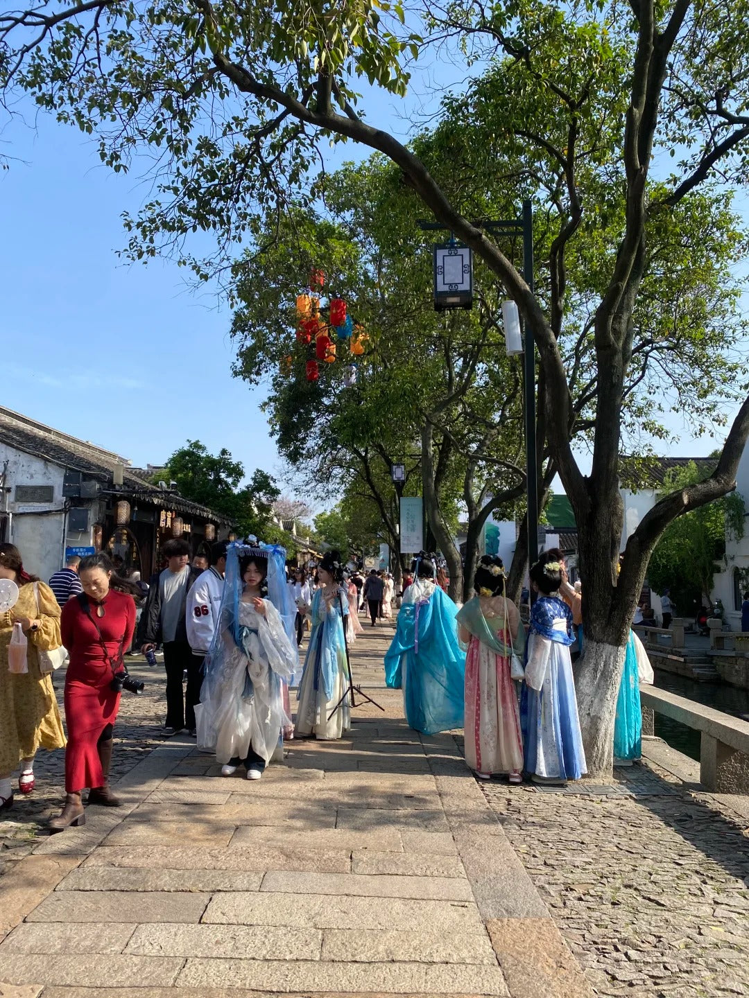 17 Days Beijing Shanghai Suzhou Wuzhen Lijiang Tour