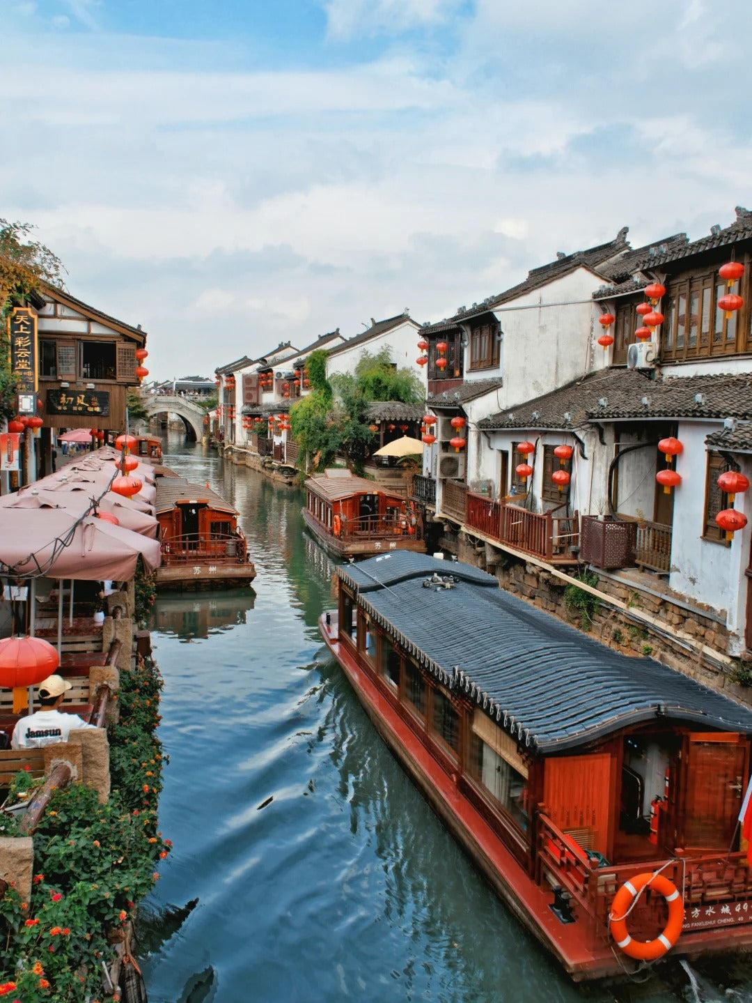 17 Days Beijing Shanghai Suzhou Wuzhen Lijiang Tour
