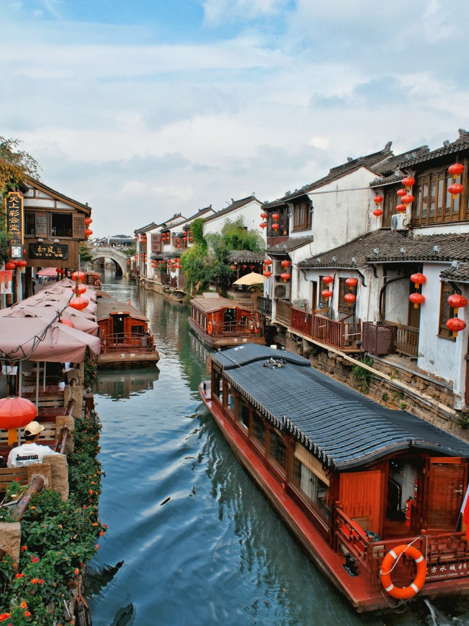 17 Days Beijing Shanghai Suzhou Wuzhen Lijiang Tour