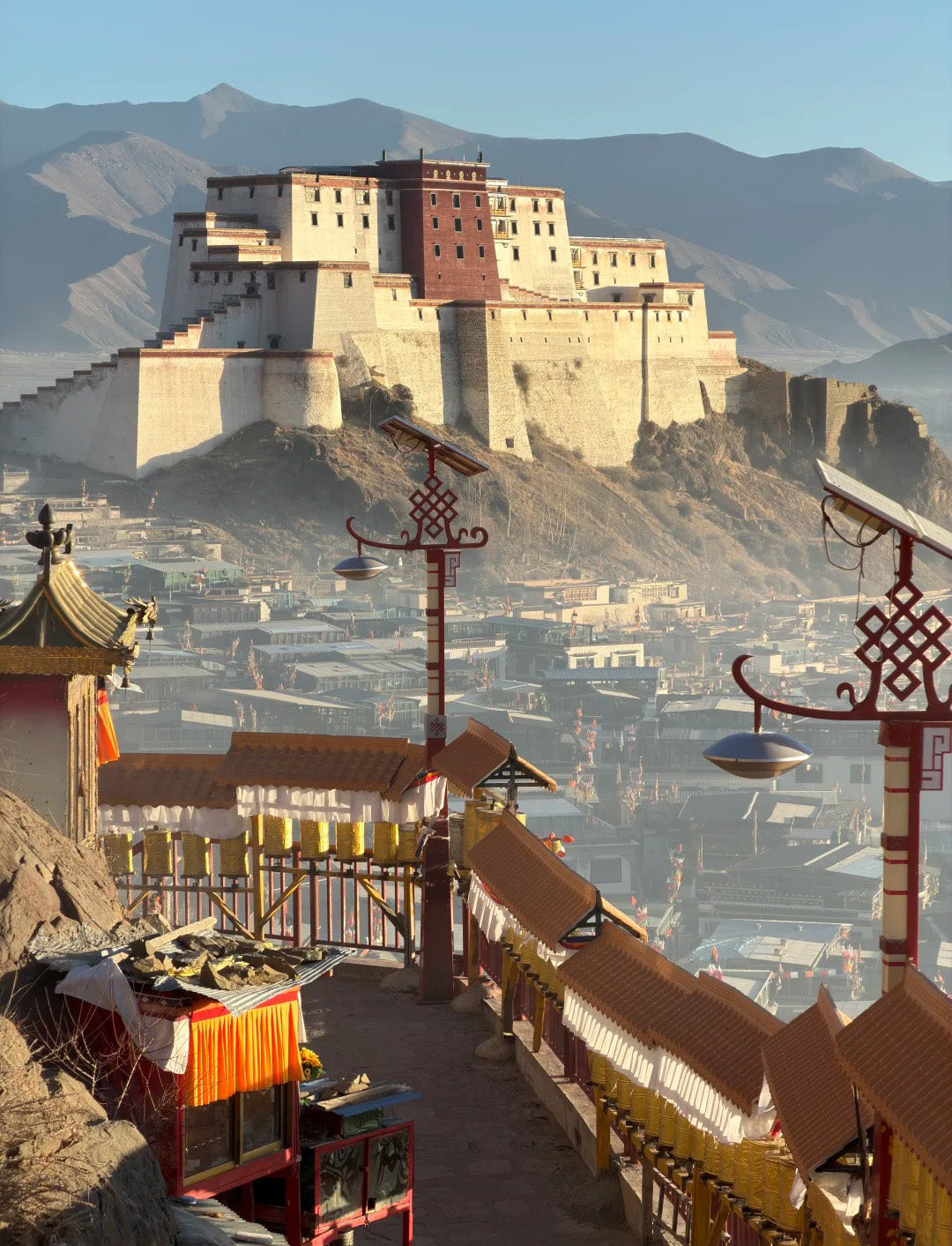 20 Days Yunnan Lhasa Xining Xi'an Tour