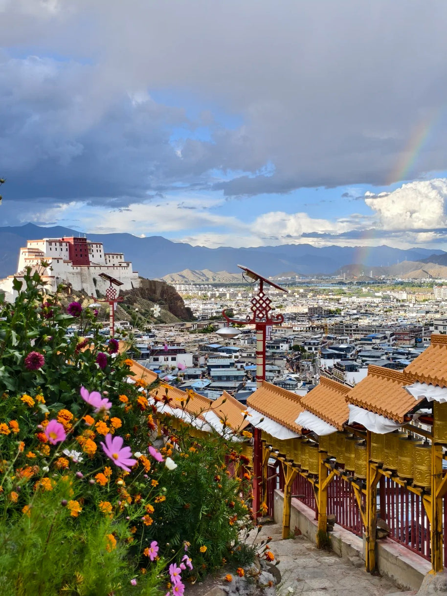 20 Days Yunnan Lhasa Xining Xi'an Tour