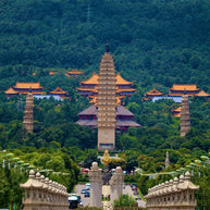 12 Days Kunming Dali Lijiang Lugu Lake Shangri-La Feilai Temple Tour