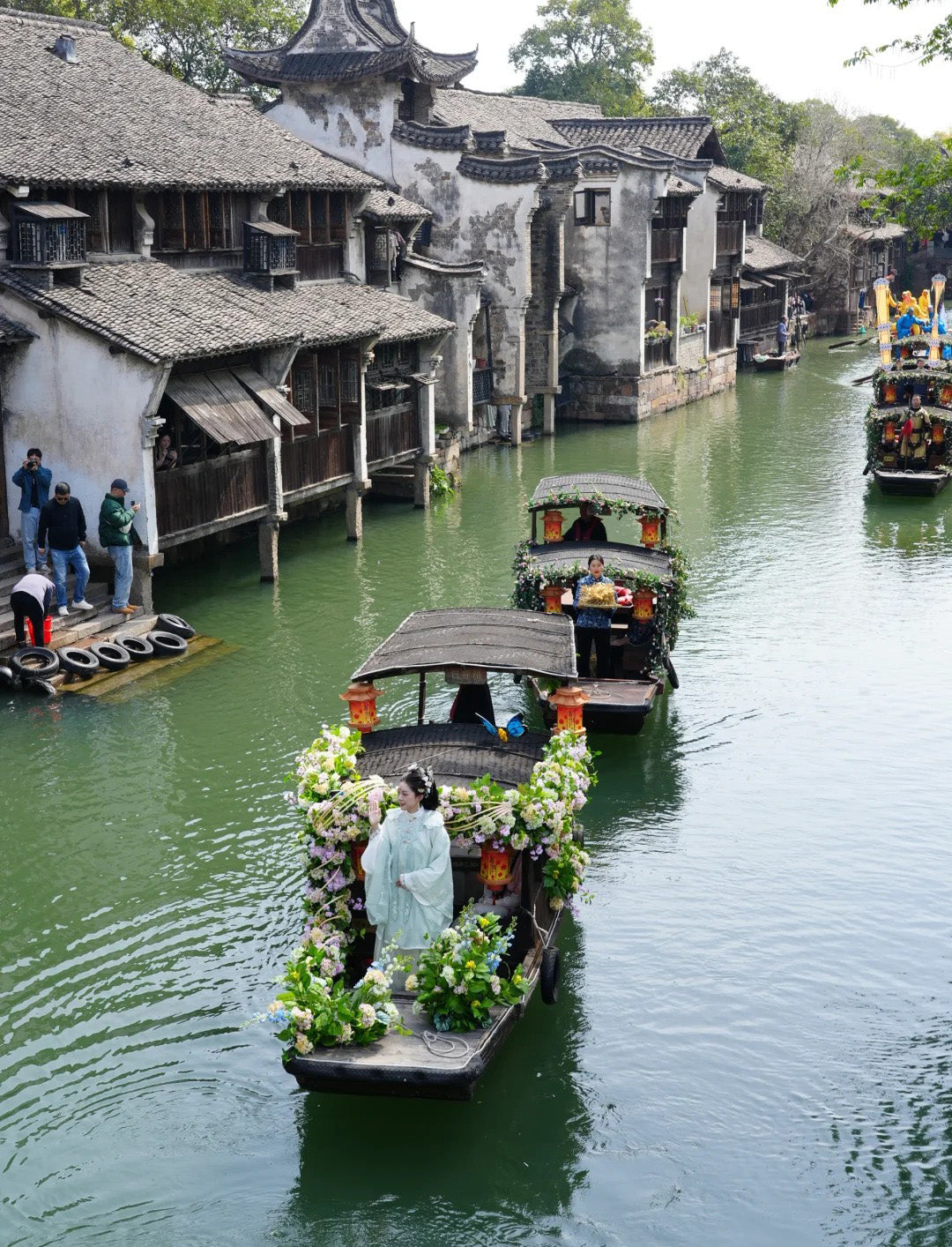 17 Days Beijing Shanghai Suzhou Wuzhen Lijiang Tour