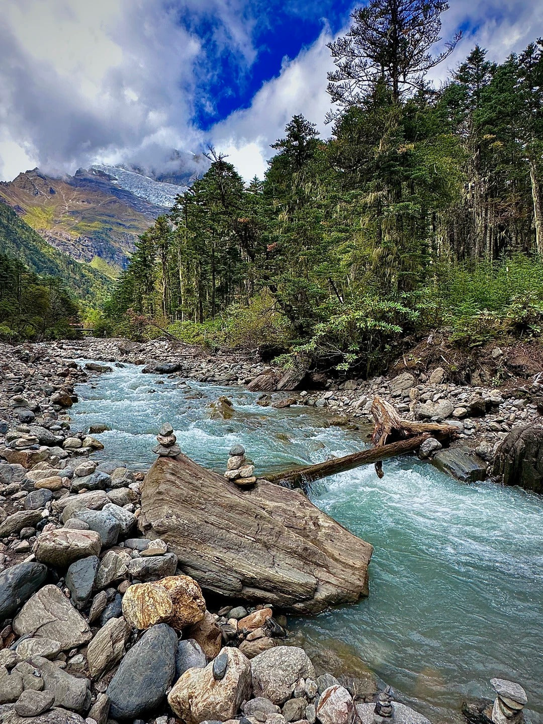 5 Days Yubeng Village Trekking Tour: Meili Snow Mountain Adventure from Lijiang